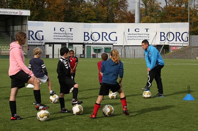 20131023-VoetbalClinic-05