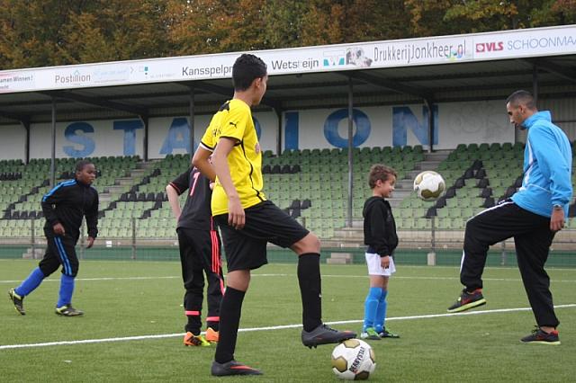 20131023-VoetbalClinic-18