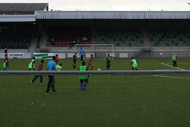 20131023-VoetbalClinic-27