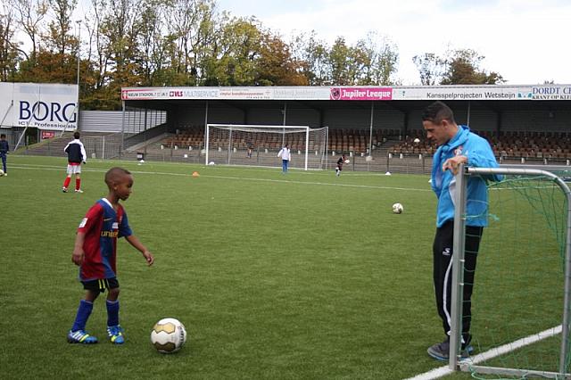 20131023-VoetbalClinic-32