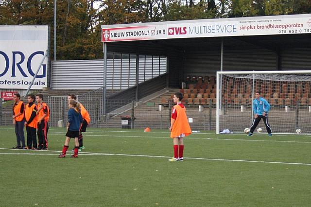 20131023-VoetbalClinic-35