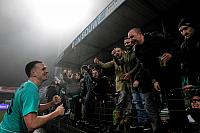 Van Nieff en supporters